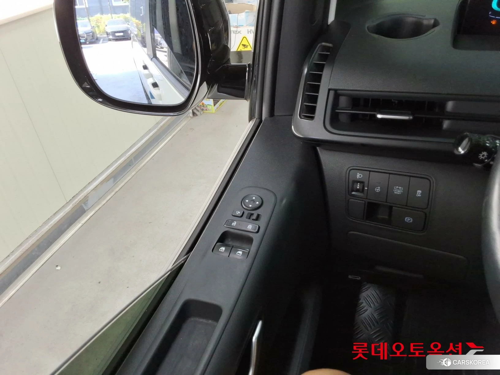 Hyundai Staria Hybrid id 4902398 из Кореи 20