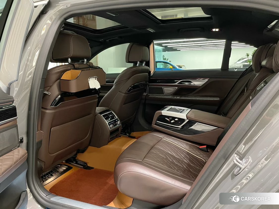 BMW 7 series id 4504923 из Китая 20