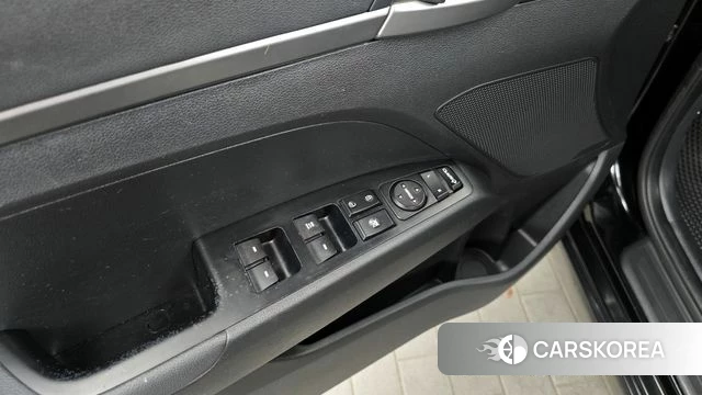 Hyundai Avante AD id 4225690 из Кореи 20