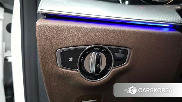 Mercedes-Benz E-Class W213 id 4286292 из Кореи 20