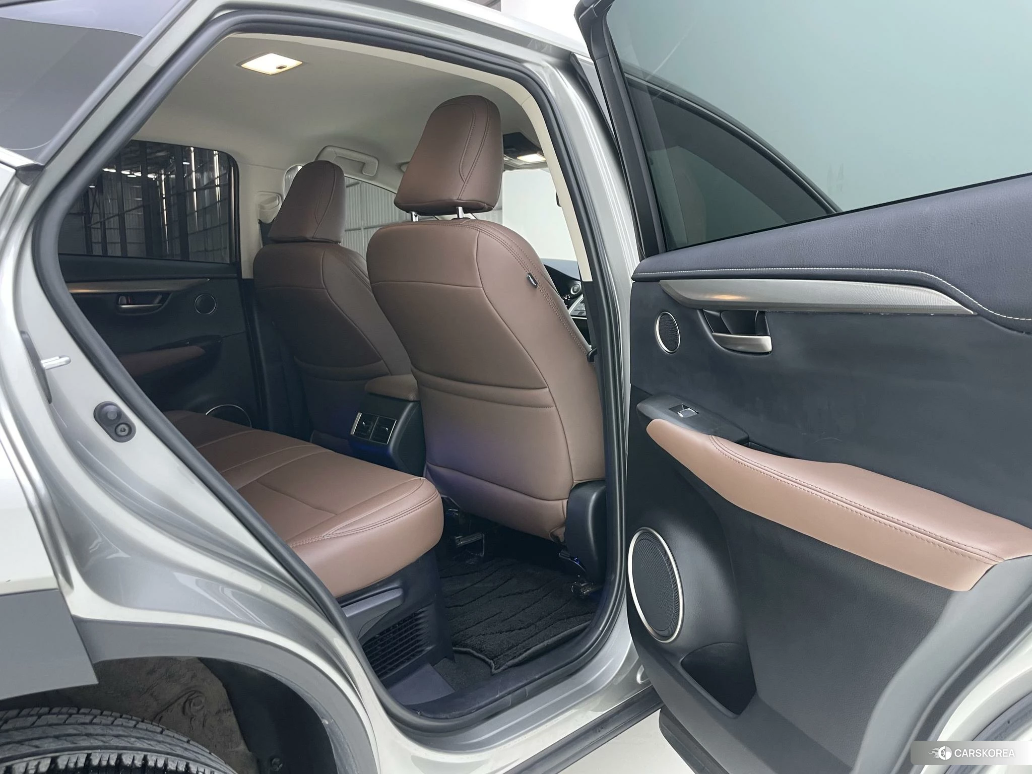Lexus NX id 4515211 из Китая 20