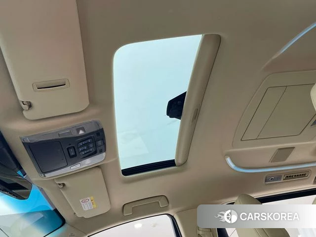 Toyota Elfa id 4257355 из Китая 20