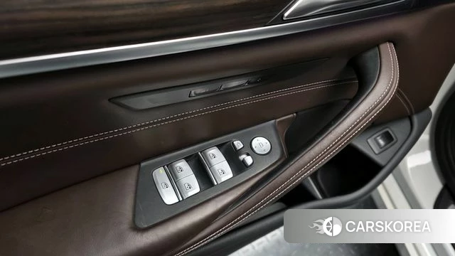BMW 5 Series (G30) id 4285001 из Кореи 20