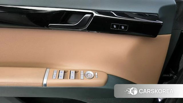 Hyundai Grandeur (GN7) id 4186033 из Кореи 20