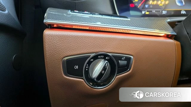 Mercedes-Benz E-Class W213 id 4384459 из Кореи 20