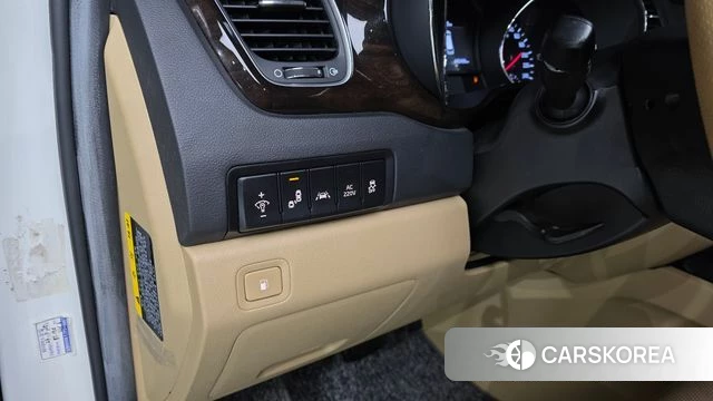 Kia The New Carnival id 4746948 из Кореи 20