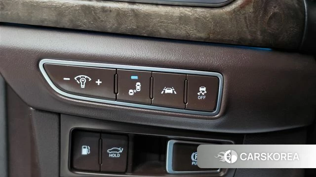 Genesis G90 id 4836910 из Кореи 20