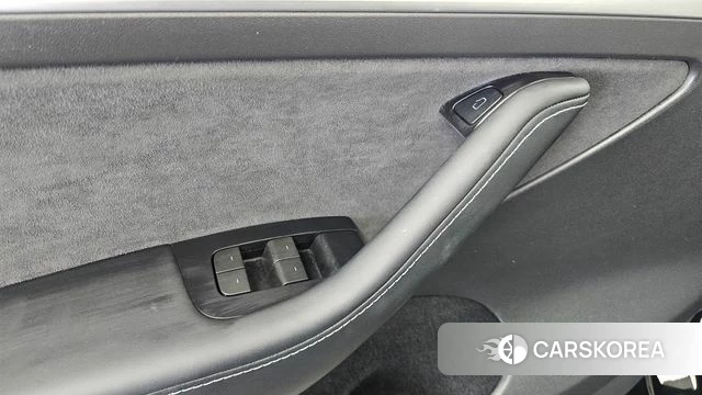 Tesla Model Y id 4783504 из Кореи 20