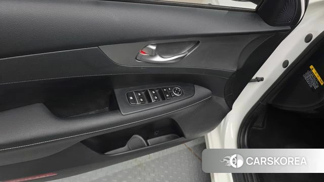 Kia Come New K3 id 4642606 из Кореи 20