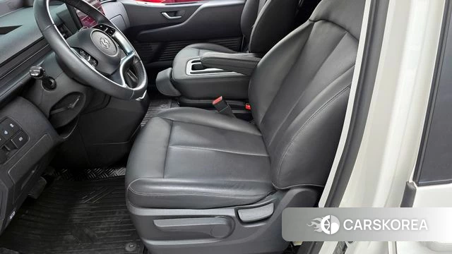 Hyundai Staria id 4280449 из Кореи 20