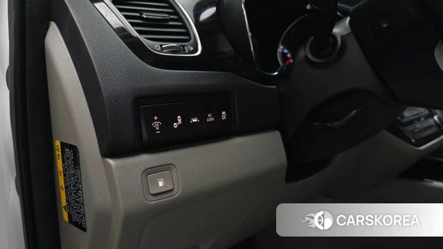 Kia The New Carnival id 4614929 из Кореи 20