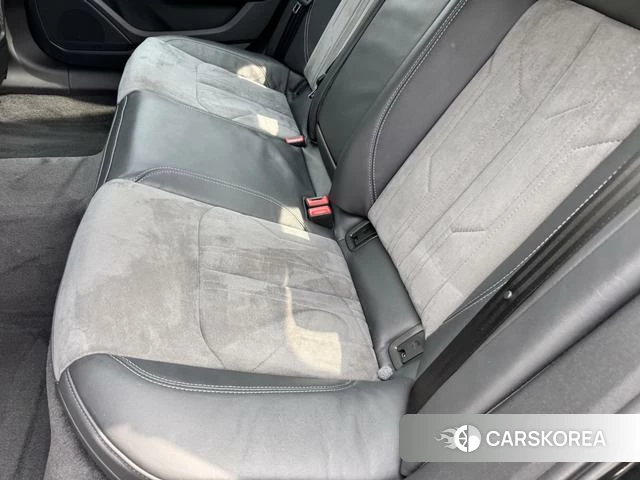 Audi A6L id 4259550 из Китая 20