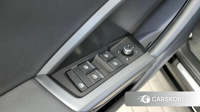 Audi Q3 (F3) id 4321626 из Кореи 20