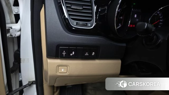 Kia All New Carnival id 4882750 из Кореи 20