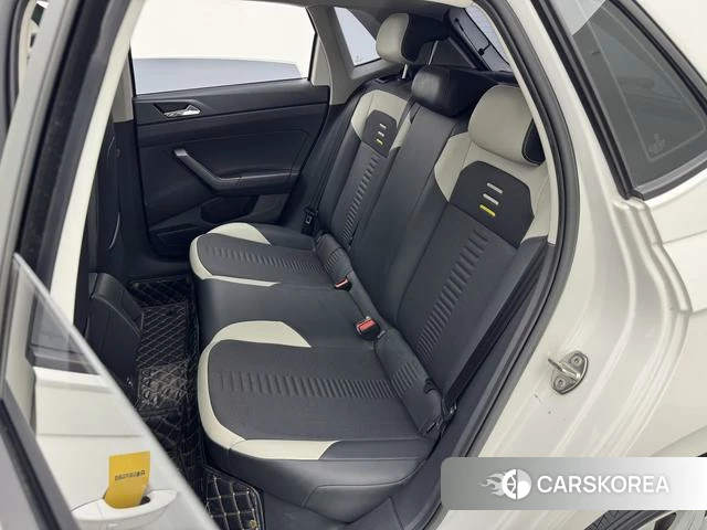 Volkswagen Polo id 4276363 из Китая 20