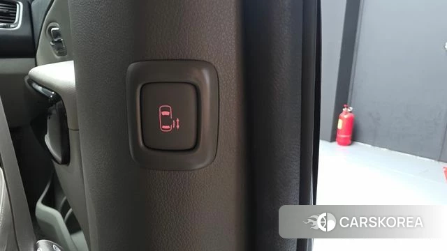 Kia The New Carnival id 4596398 из Кореи 20