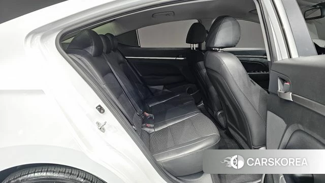 Hyundai The New Avante AD id 4900186 из Кореи 20