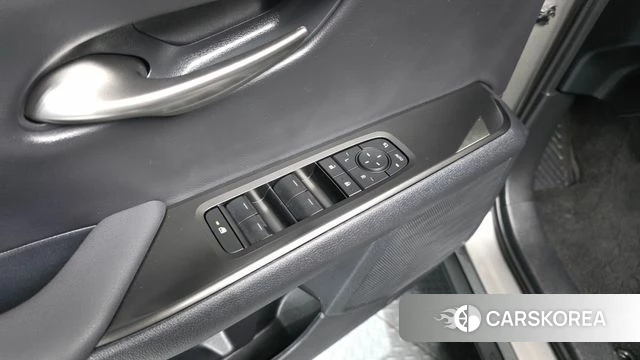 Lexus UX300h id 4462625 из Кореи 20