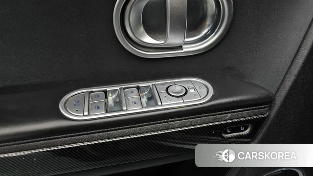 Hyundai Ionic 5 id 4899132 из Кореи 20