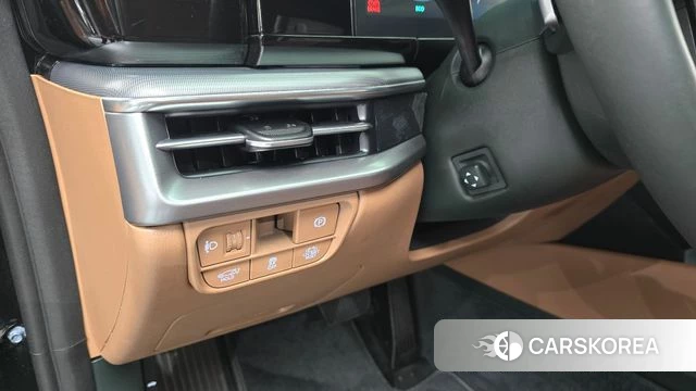 Hyundai Grandeur Hybrid (GN7) id 4880320 из Кореи 20