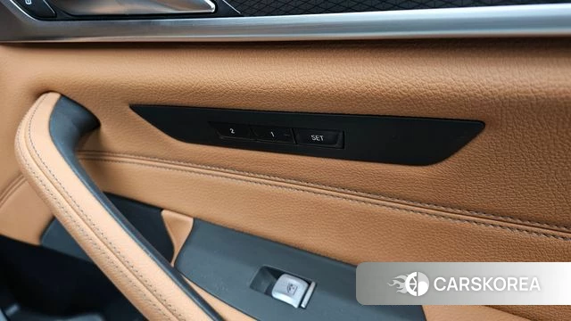 BMW 5 Series (G30) id 4540883 из Кореи 20