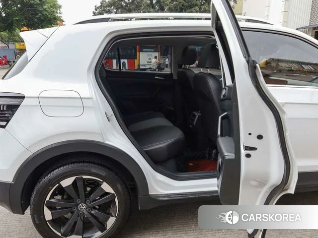 Volkswagen Exploring the shadow id 4342142 из Китая 20