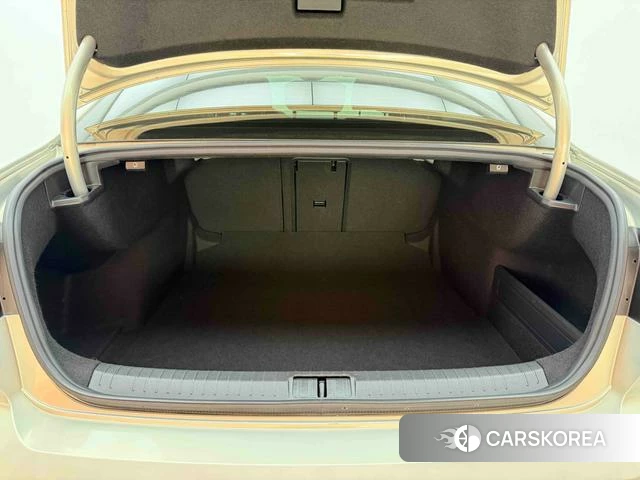 Volkswagen Magotan id 3890114 из Китая 20
