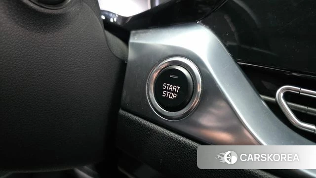 Kia Niro Plus id 4768832 из Кореи 20
