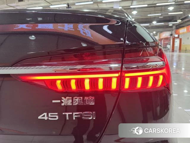 Audi A6L id 4313766 из Китая 20