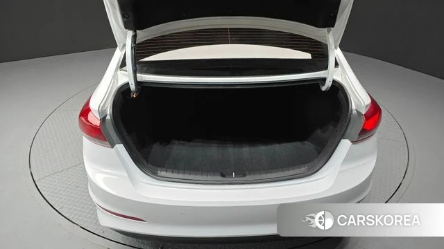 Hyundai Avante AD id 4502786 из Кореи 20