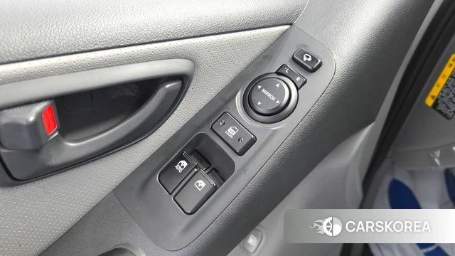 Hyundai The New Grand Starex id 4642136 из Кореи 20