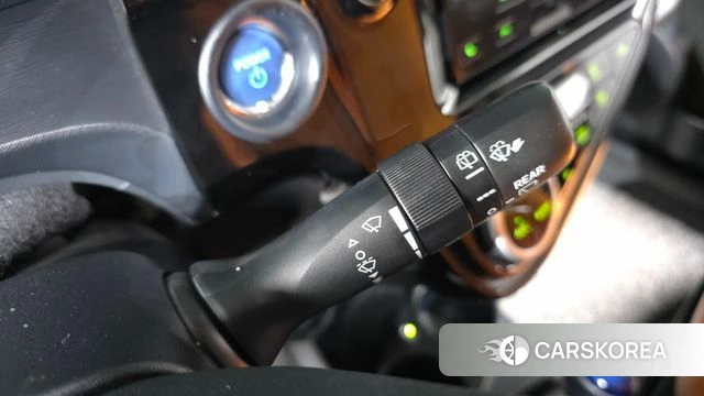 Toyota Prius C id 4232749 из Кореи 20