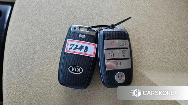 Kia All New Carnival id 4873655 из Кореи 20