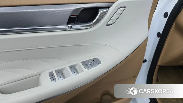 Hyundai The New Grandeur IG Hybrid id 4721972 из Кореи 20