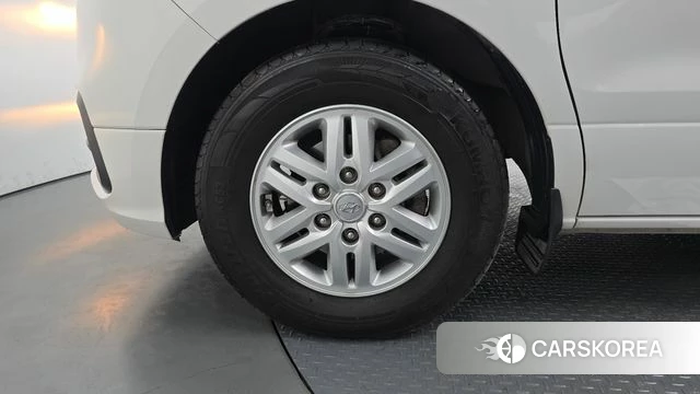 Hyundai The New Grand Starex id 4642297 из Кореи 20