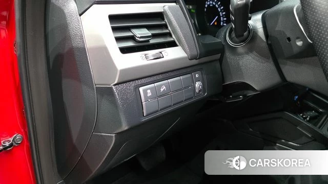 Ssangyong Rexton Sports Cannes id 4310633 из Кореи 20