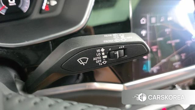 Audi Q3 (F3) id 4604628 из Кореи 20