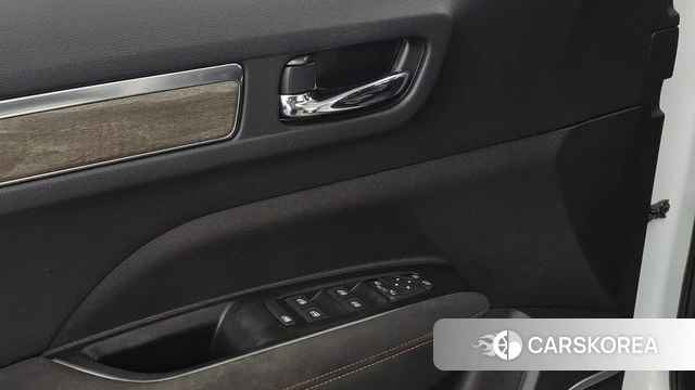 Renault Korea (Samsung) The New QM6 id 4757976 из Кореи 20