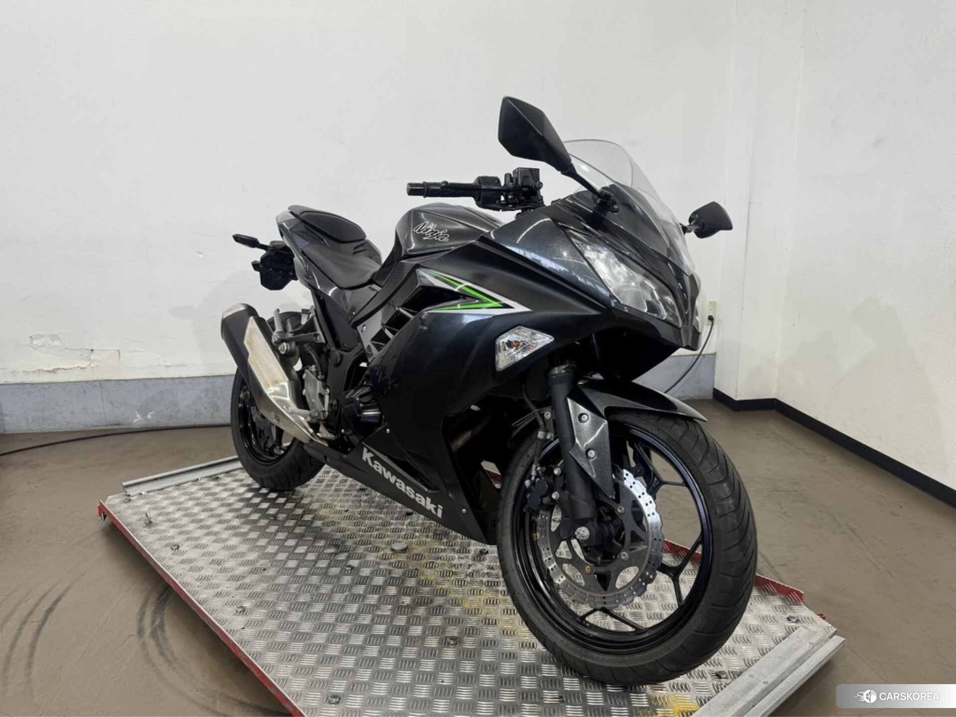 Kawasaki NINJA 250 id 4192810 из Японии 20