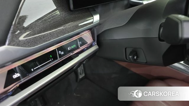 BMW 7 Series (G70) id 4400606 из Кореи 20