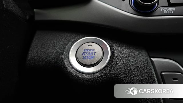Hyundai Avante AD id 4471570 из Кореи 20