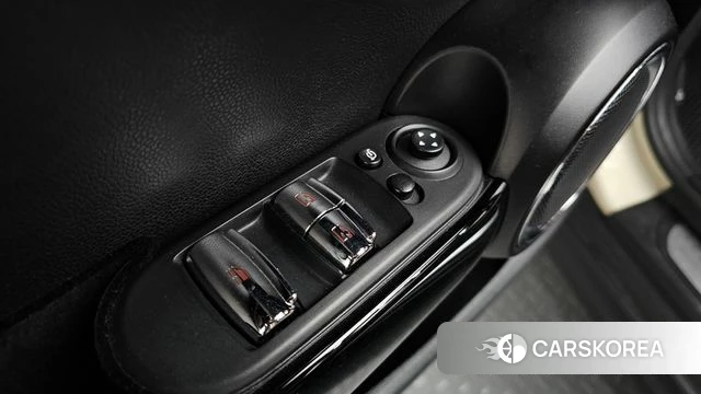 Mini Cooper S Convertible id 4285490 из Кореи 20