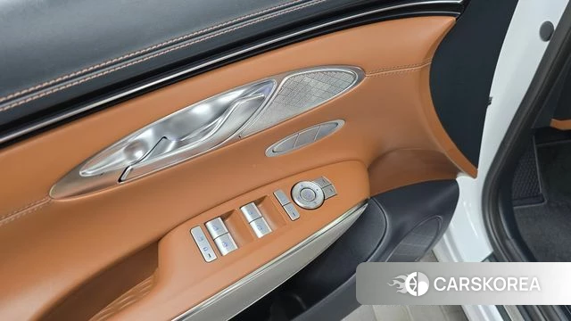 Genesis GV70 id 4293886 из Кореи 20