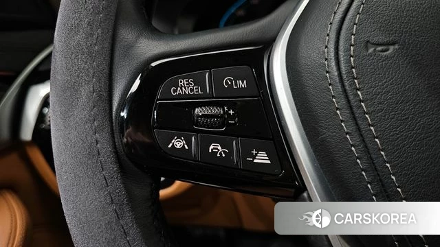 BMW 5 Series (G30) id 4619947 из Кореи 20
