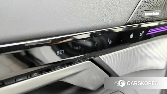 BMW 5 Series (G60) id 4292064 из Кореи 20
