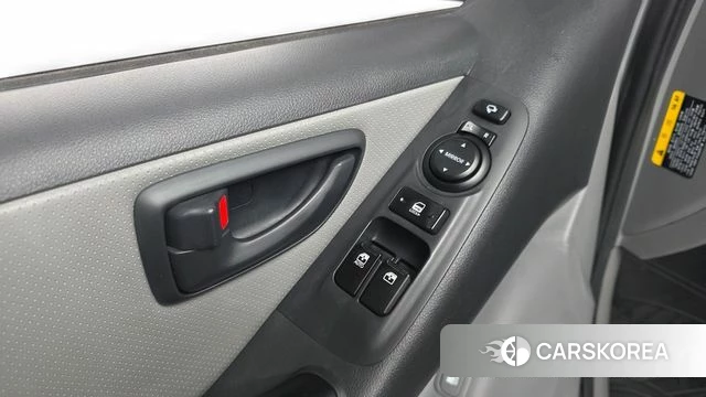 Hyundai The New Grand Starex id 4717375 из Кореи 20