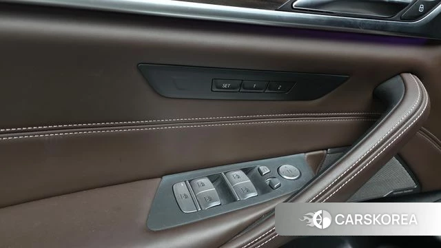 BMW 5 Series (G30) id 4416395 из Кореи 20