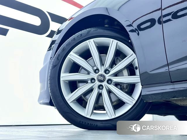 Audi A6L id 4258726 из Китая 20