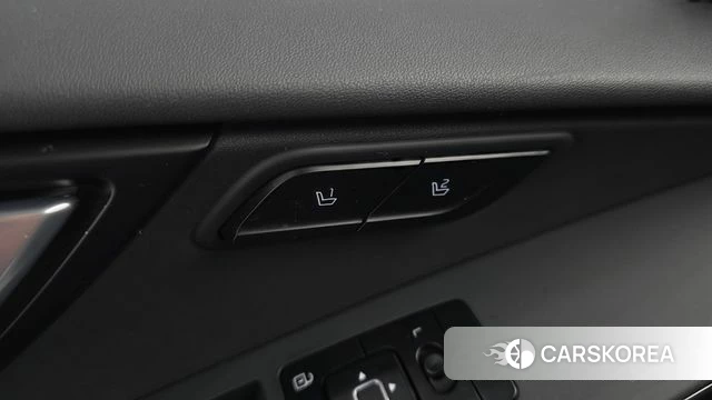 Kia Di Ol Nu Niro id 4929081 из Кореи 20
