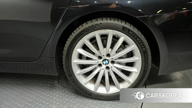 BMW 5 Series (G30) id 4308695 из Кореи 20